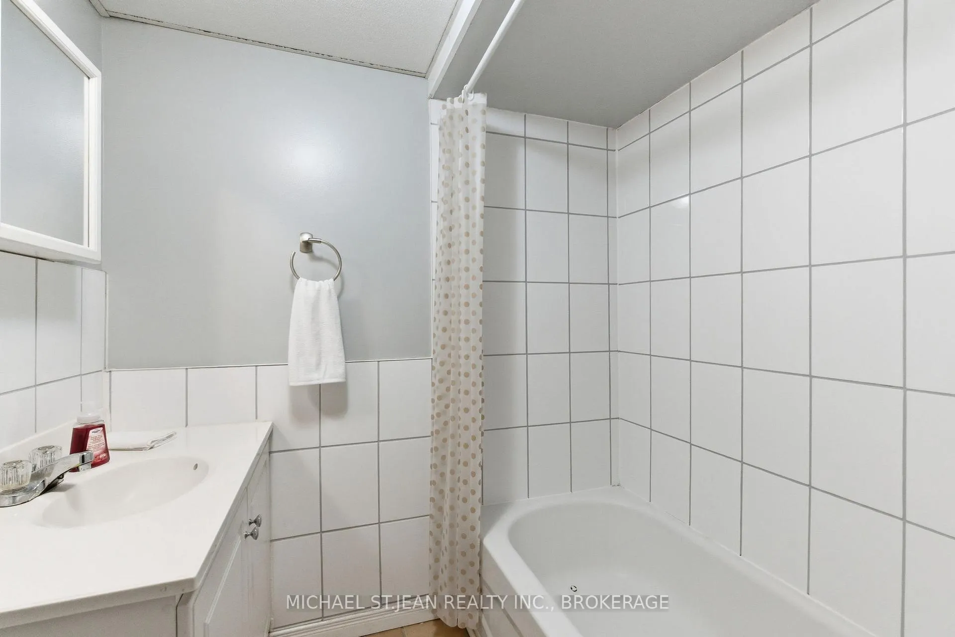 Photo 31 of 66 Rose Avenue, Thorold, Thorold Downtown — HOMEH