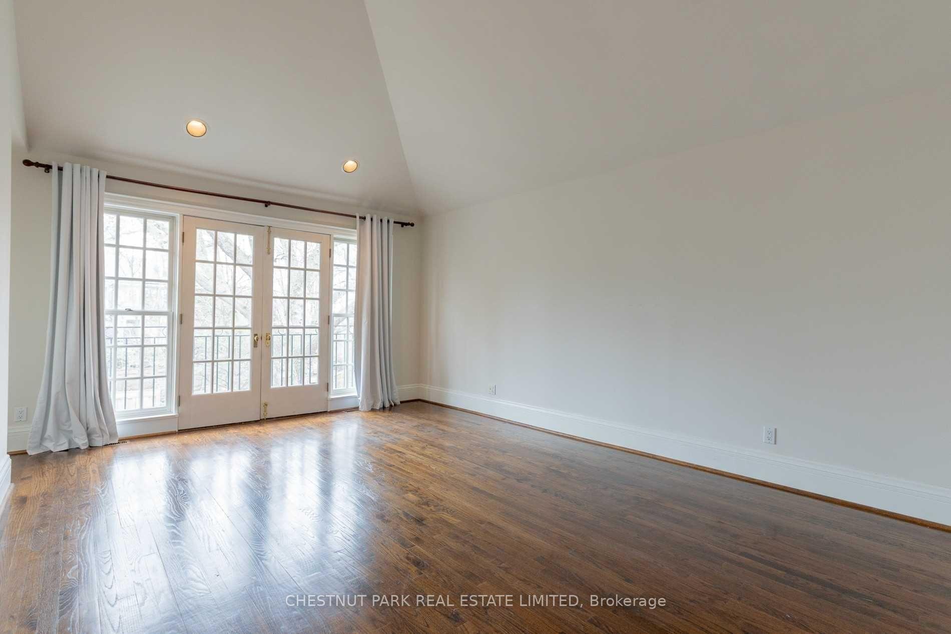 Photo 13 of 125 Glen Road, Toronto, Rosedale-Moore Park — HOMEH
