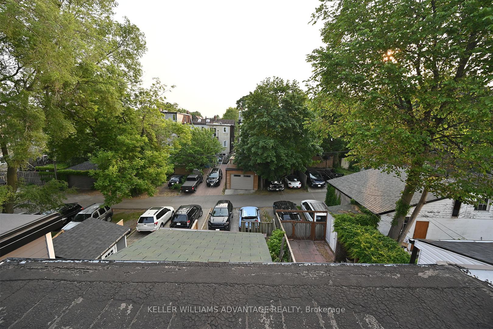 Photo 16 of Unit Upper, 370 Woodbine Avenue, Toronto, The Beaches — HOMEH