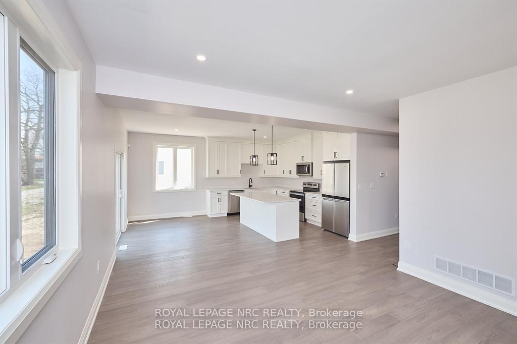 Photo 5 of 195 Hodgkins Avenue, Thorold, Allanburg/Thorold South — HOMEH