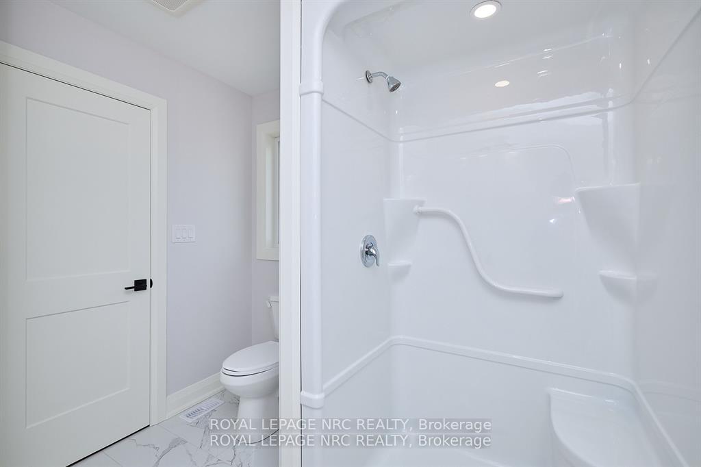 Photo 15 of 195 Hodgkins Avenue, Thorold, Allanburg/Thorold South — HOMEH