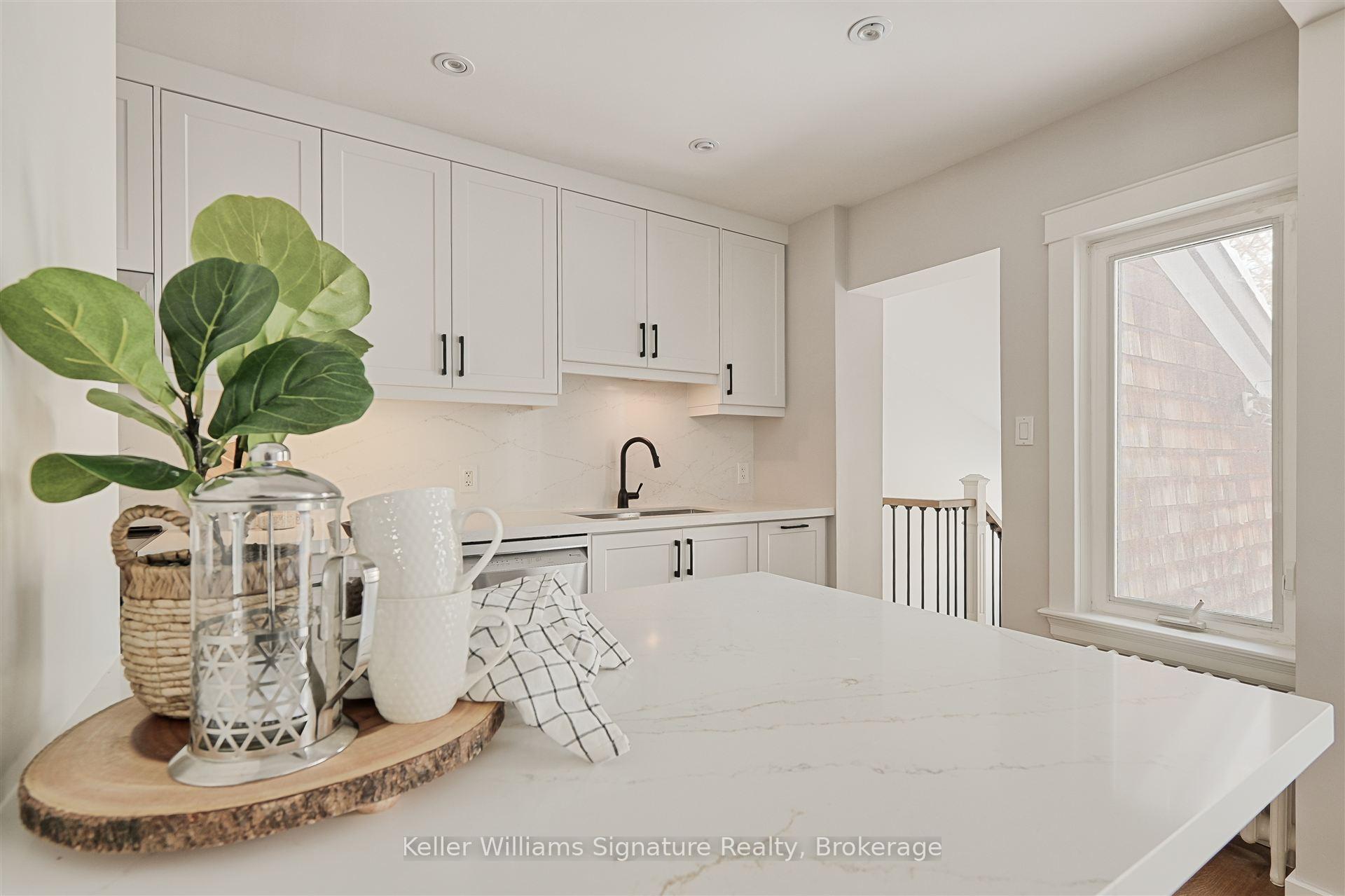 Photo 13 of 369 Mount Pleasant Road, Toronto, Rosedale-Moore Park — HOMEH