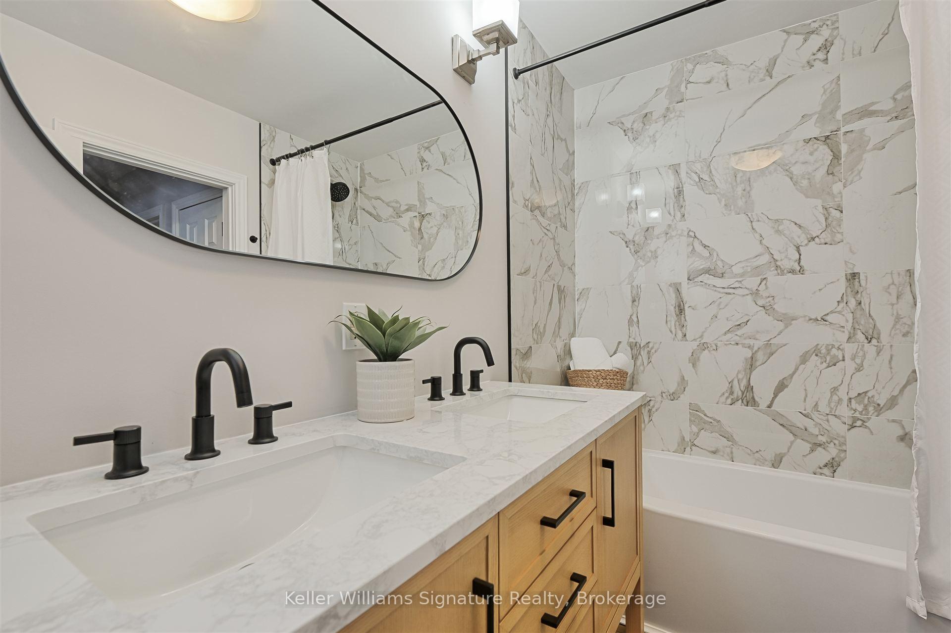 Photo 24 of 369 Mount Pleasant Road, Toronto, Rosedale-Moore Park — HOMEH