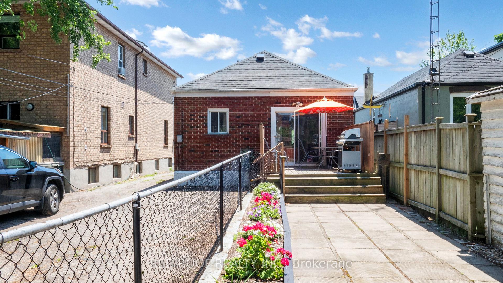 Photo 15 of 80 Dunkirk Road, Toronto, Danforth Village-East York — HOMEH
