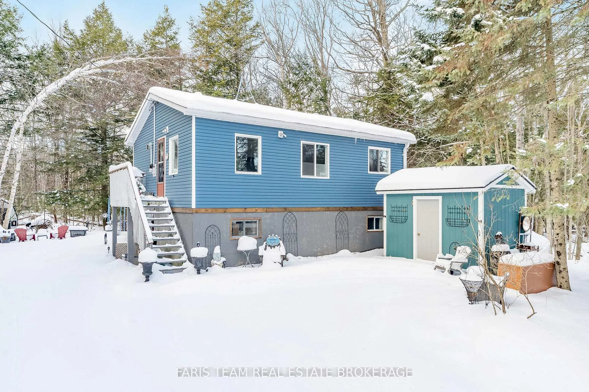 Photo 1 of 43 Manitou Crescent, Tiny, Rural Tiny — HOMEH