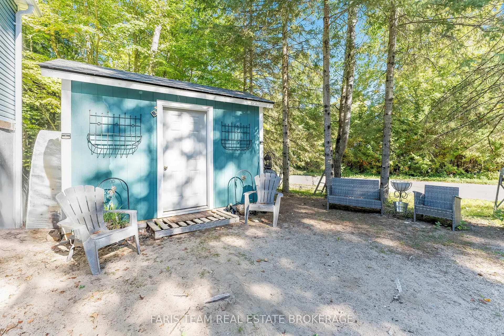Photo 5 of 43 Manitou Crescent, Tiny, Rural Tiny — HOMEH