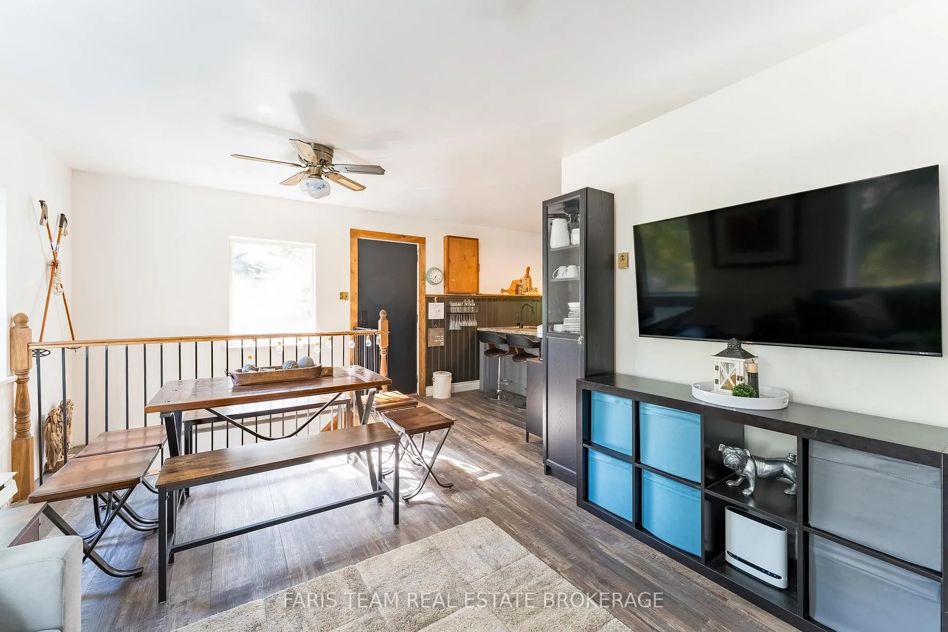 Photo 17 of 43 Manitou Crescent, Tiny, Rural Tiny — HOMEH