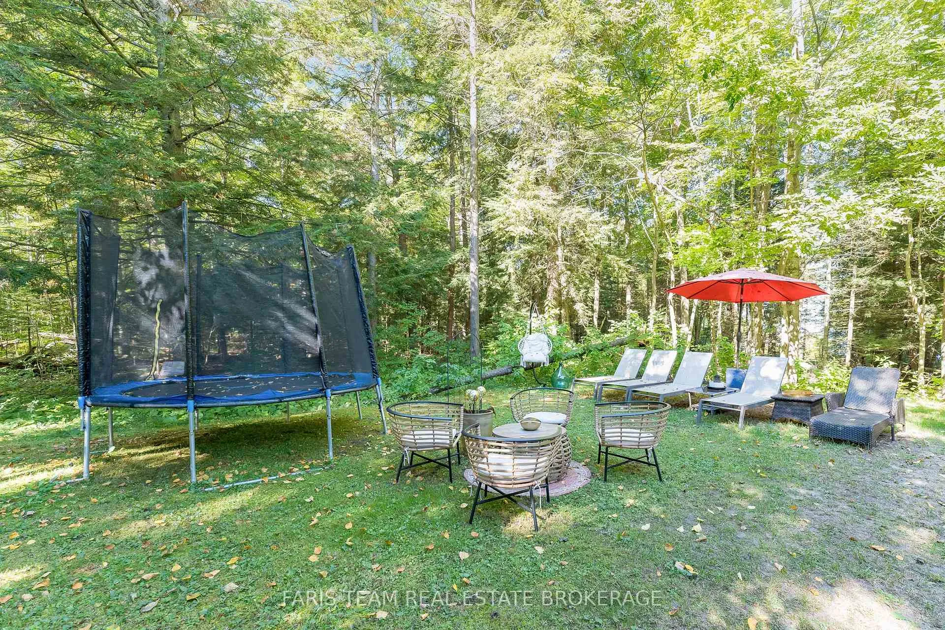 Photo 32 of 43 Manitou Crescent, Tiny, Rural Tiny — HOMEH