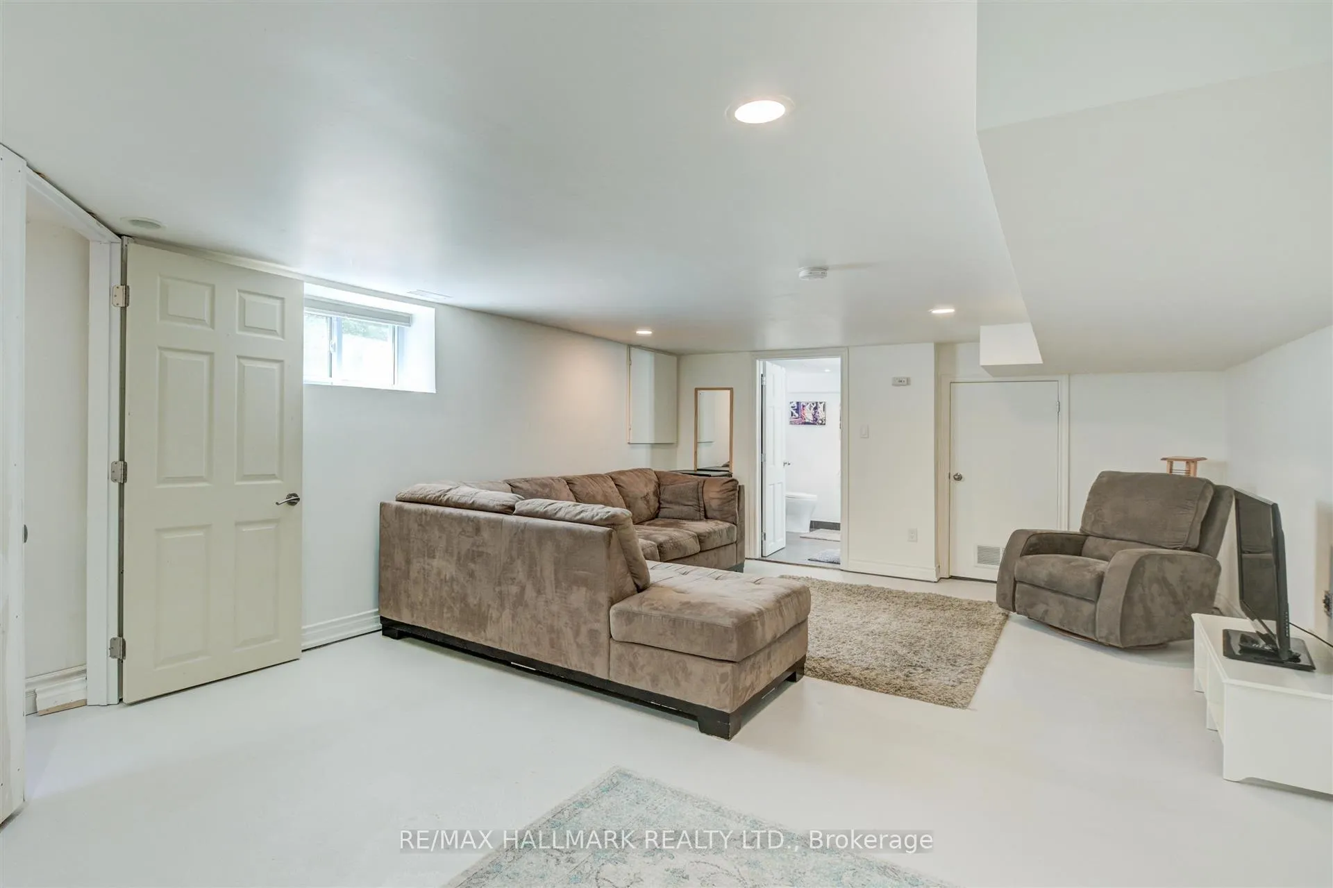 Photo 26 of 301 Silver Birch Avenue, Toronto, The Beaches — HOMEH
