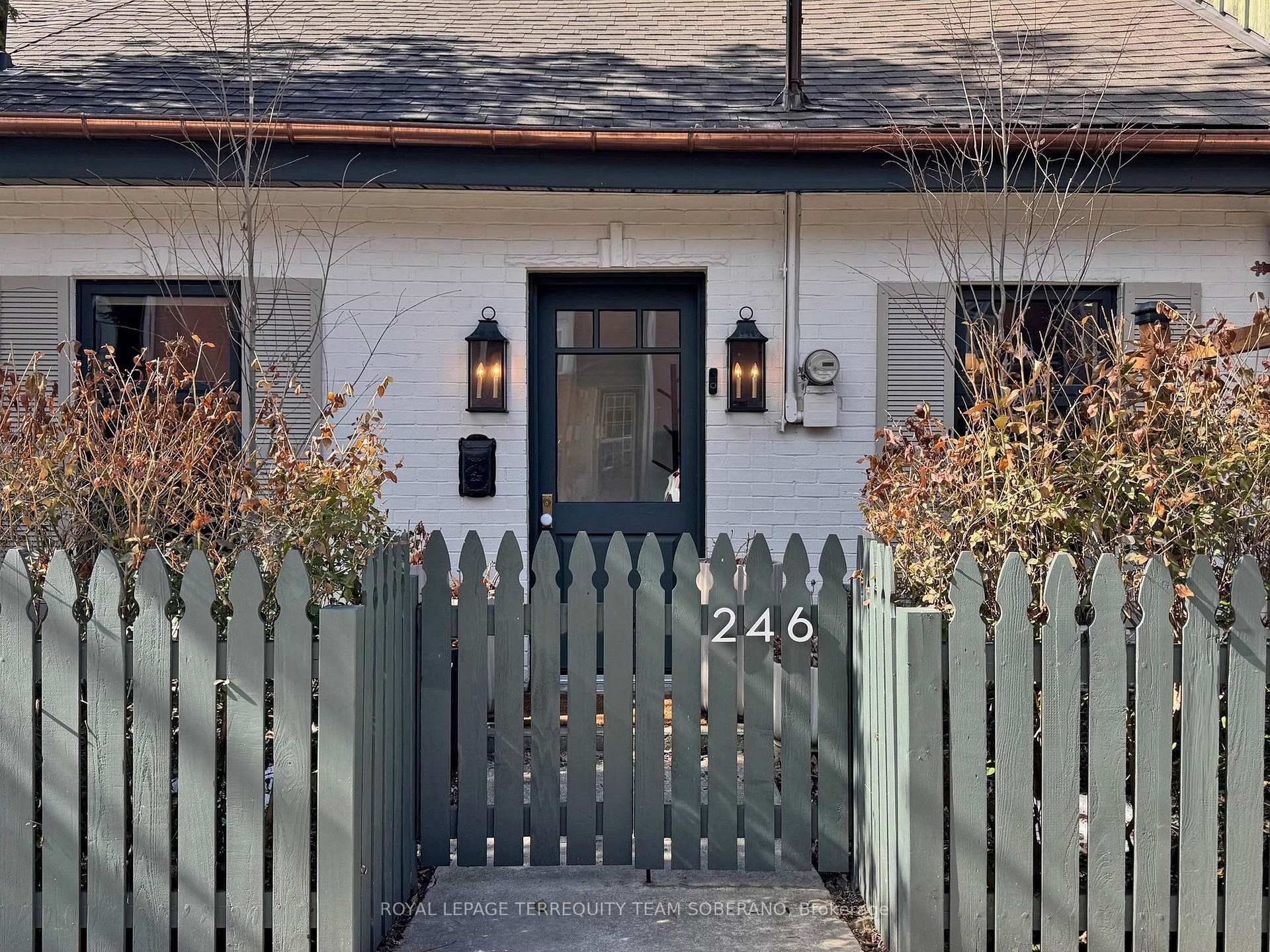 Photo 2 of 246 Ontario Street, Toronto, Moss Park — HOMEH