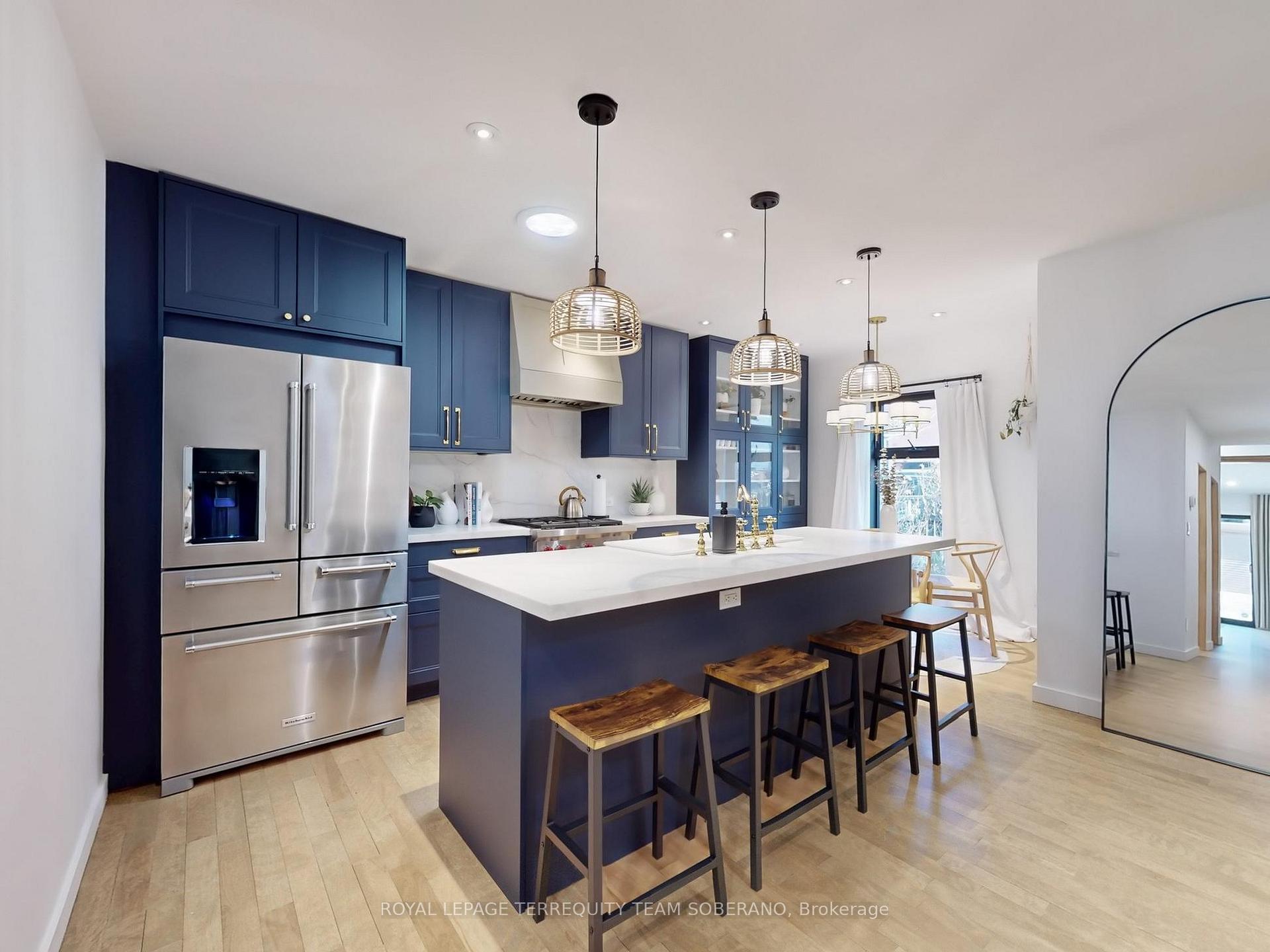 Photo 11 of 246 Ontario Street, Toronto, Moss Park — HOMEH