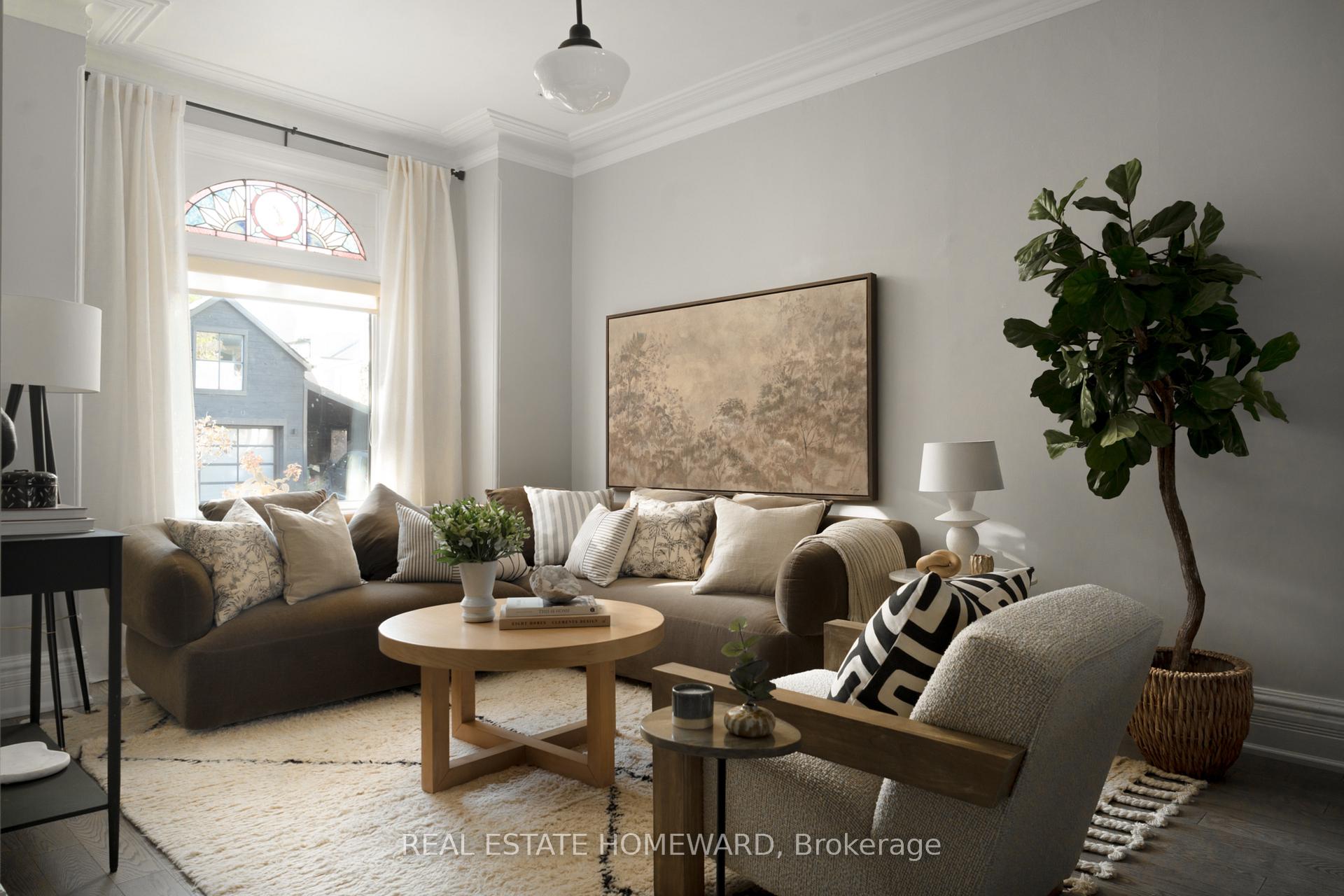 Photo 3 of 122 Simpson Avenue, Toronto, North Riverdale — HOMEH