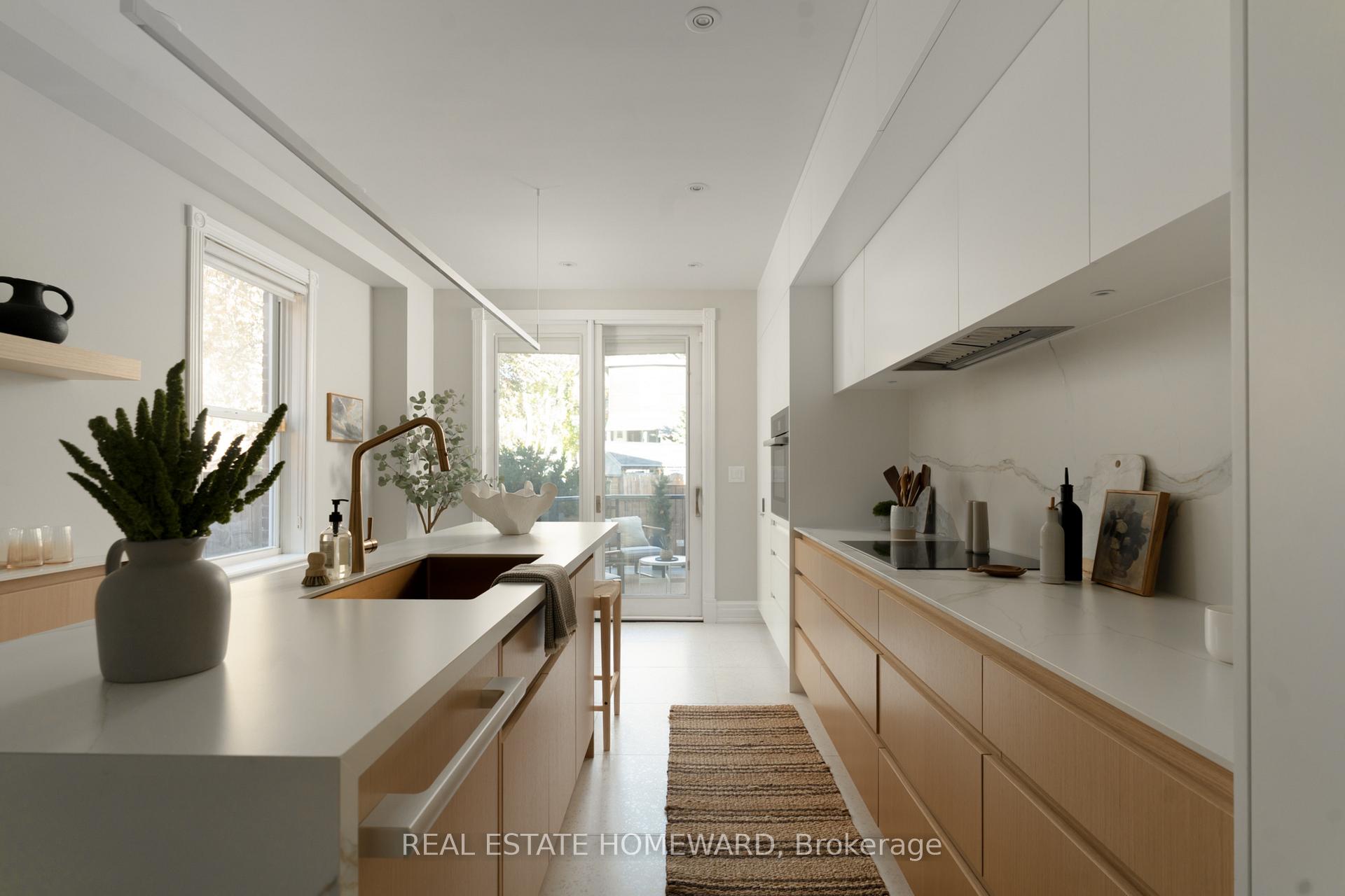 Photo 10 of 122 Simpson Avenue, Toronto, North Riverdale — HOMEH