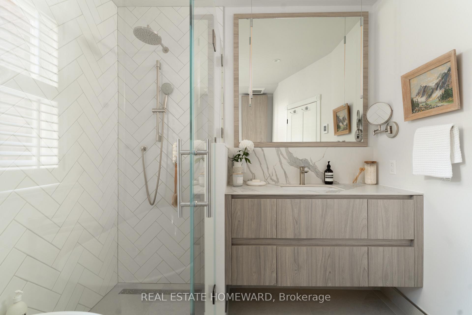 Photo 23 of 122 Simpson Avenue, Toronto, North Riverdale — HOMEH
