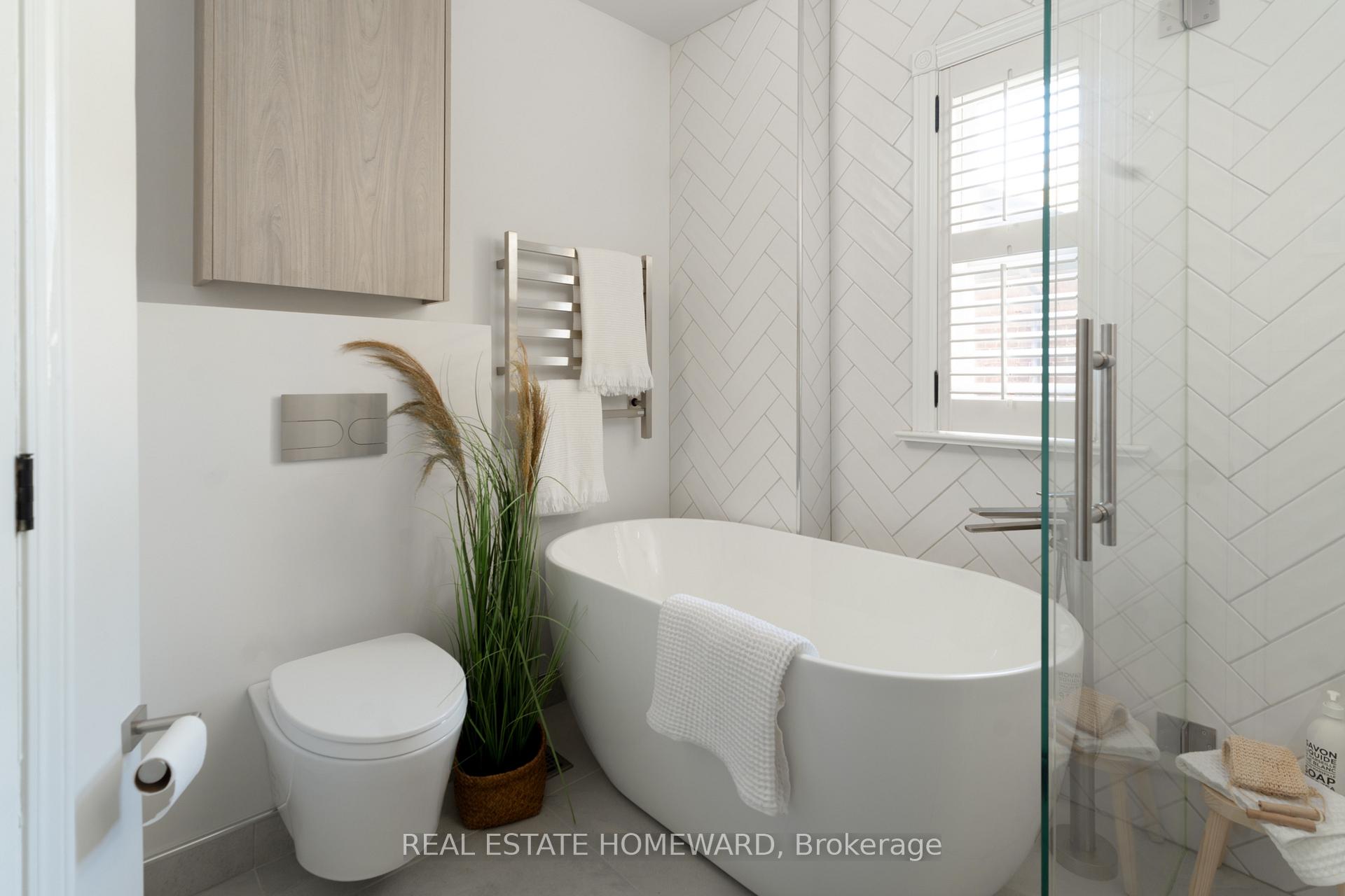 Photo 24 of 122 Simpson Avenue, Toronto, North Riverdale — HOMEH