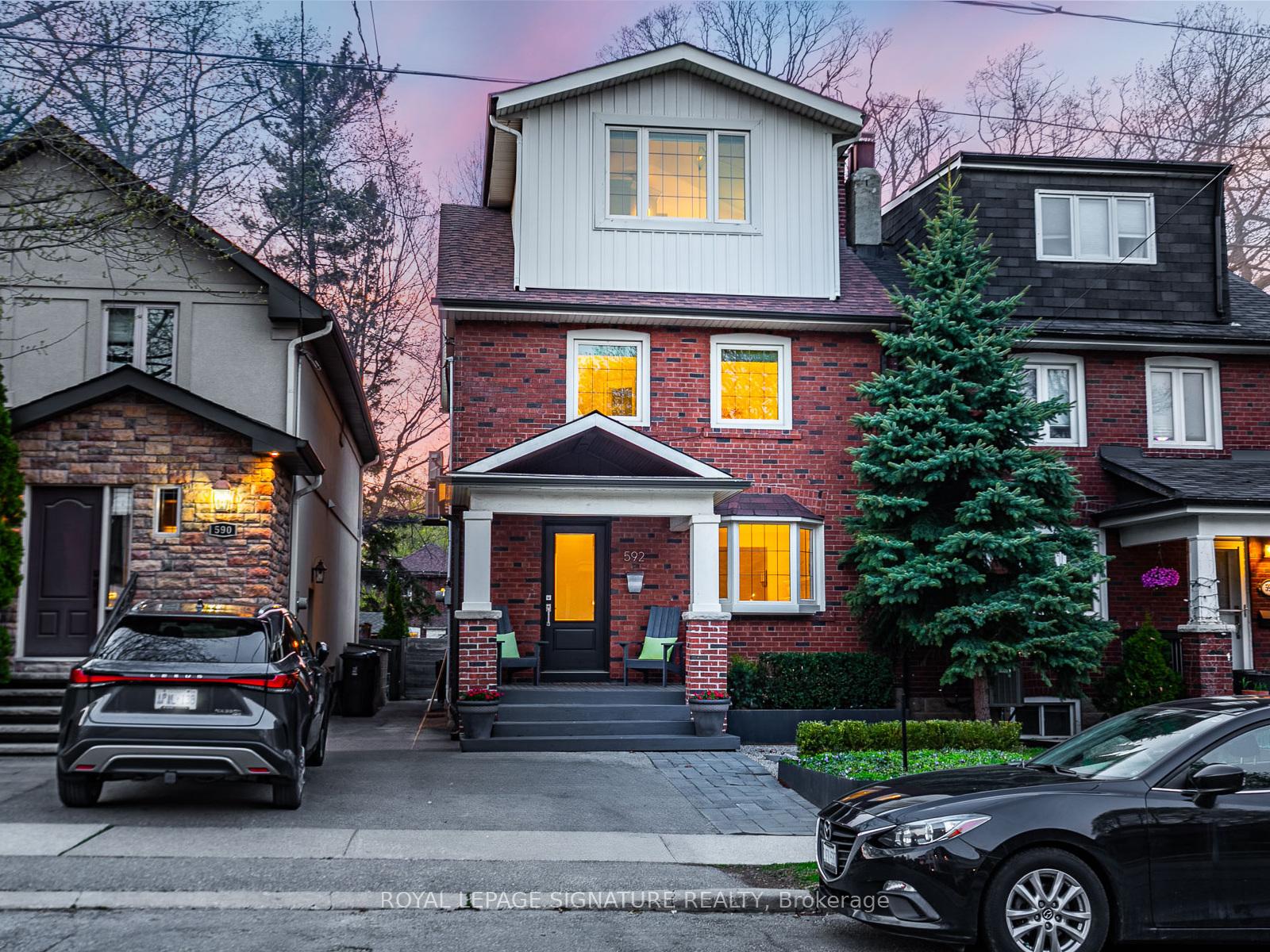 Photo 2 of 592 Hillsdale Avenue E, Toronto, Mount Pleasant East — HOMEH