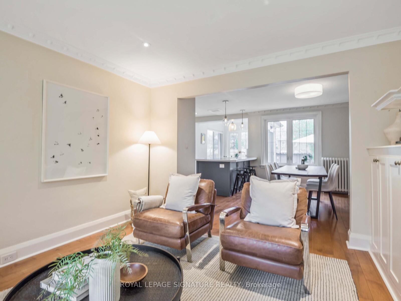 Photo 5 of 592 Hillsdale Avenue E, Toronto, Mount Pleasant East — HOMEH