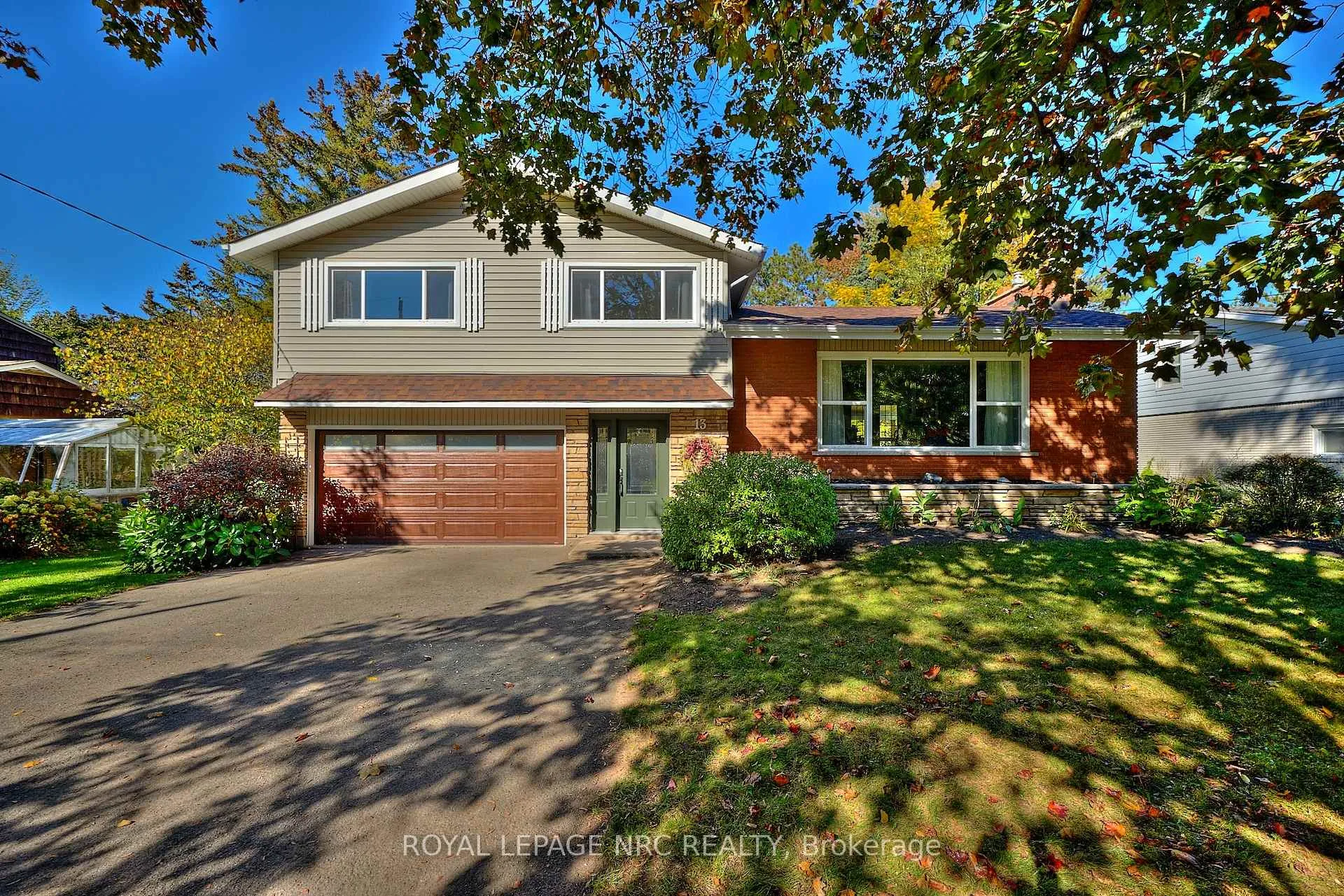 Photo 1 of 13 Damude Drive, Pelham, Fonthill — HOMEH