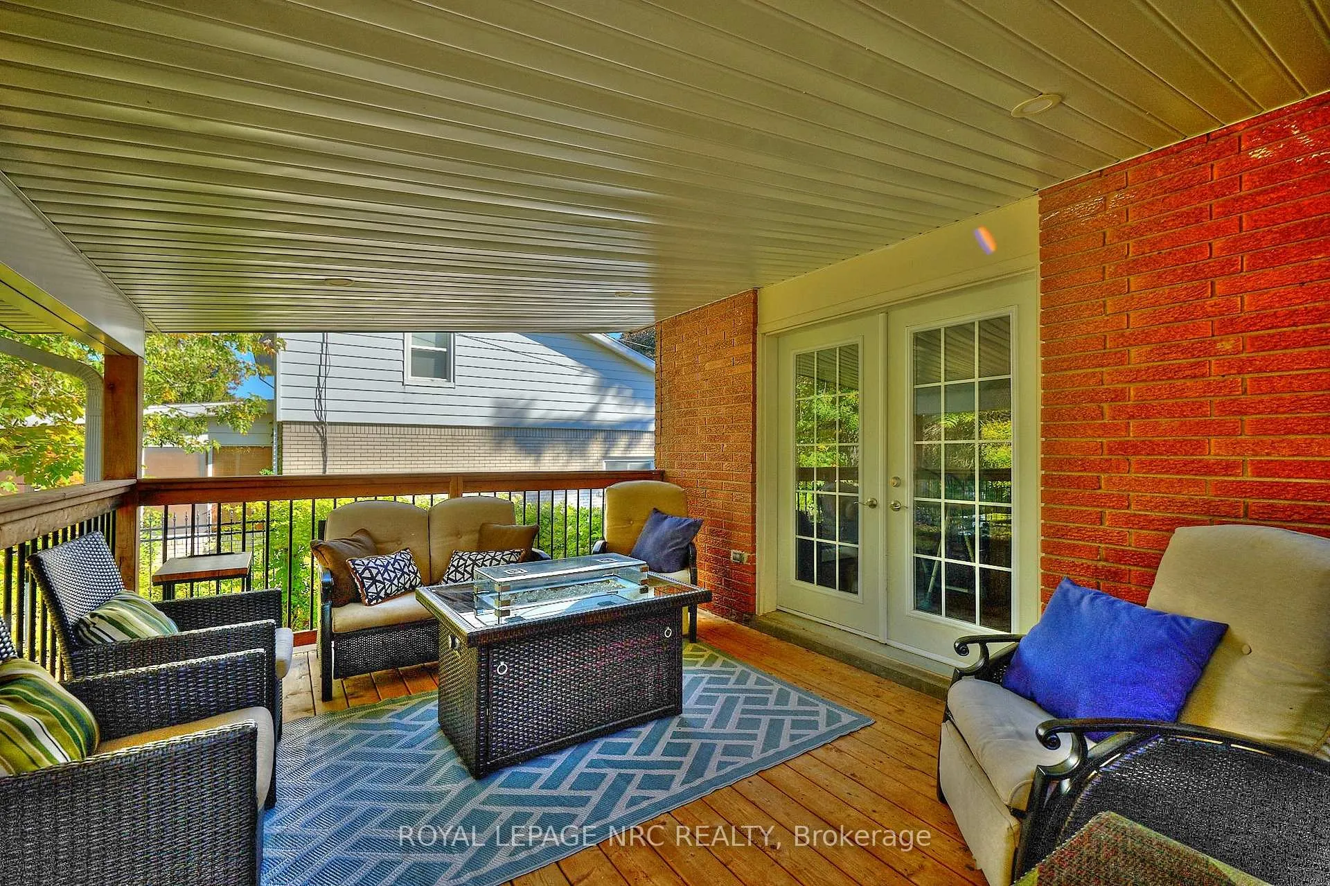 Photo 5 of 13 Damude Drive, Pelham, Fonthill — HOMEH
