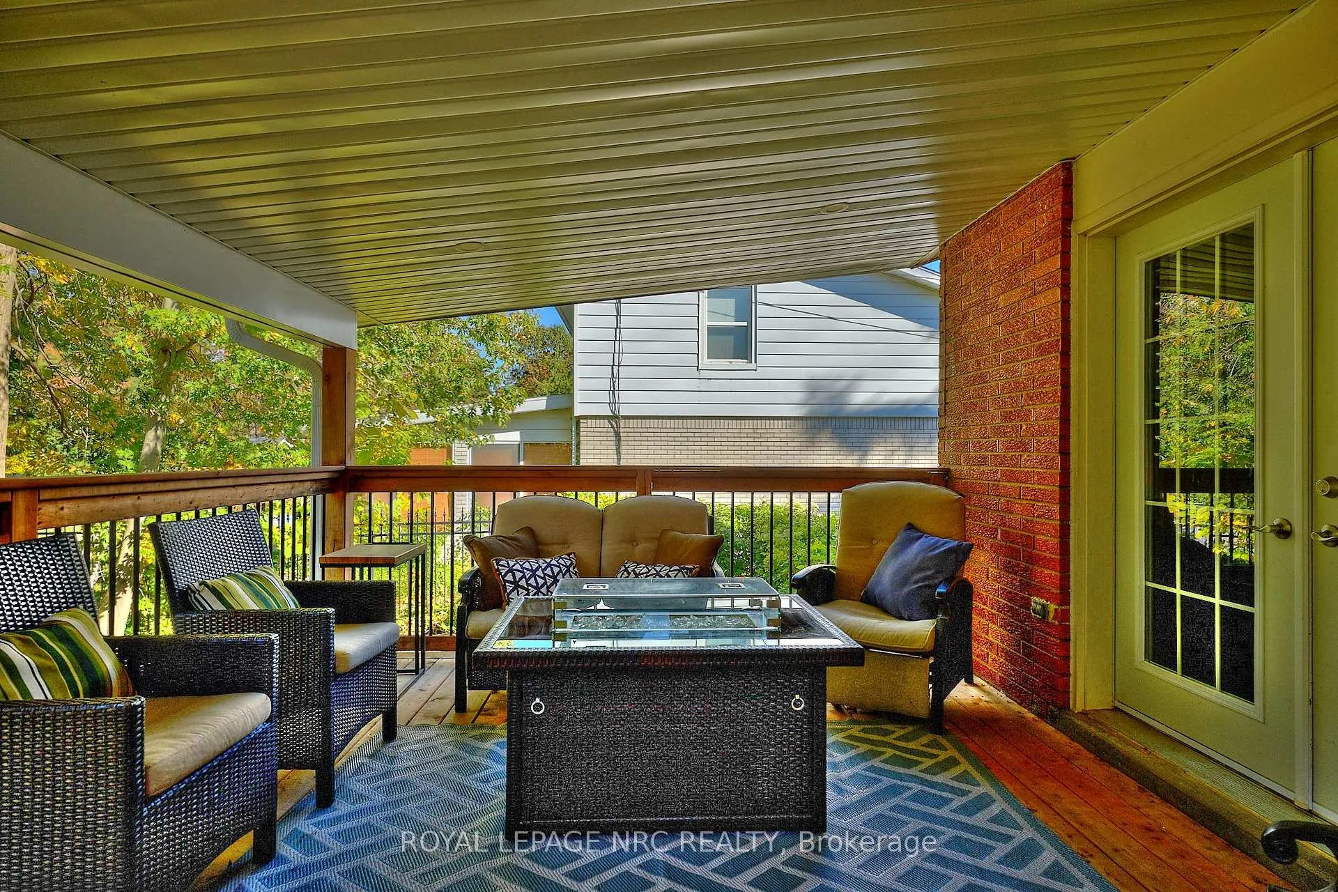 Photo 6 of 13 Damude Drive, Pelham, Fonthill — HOMEH