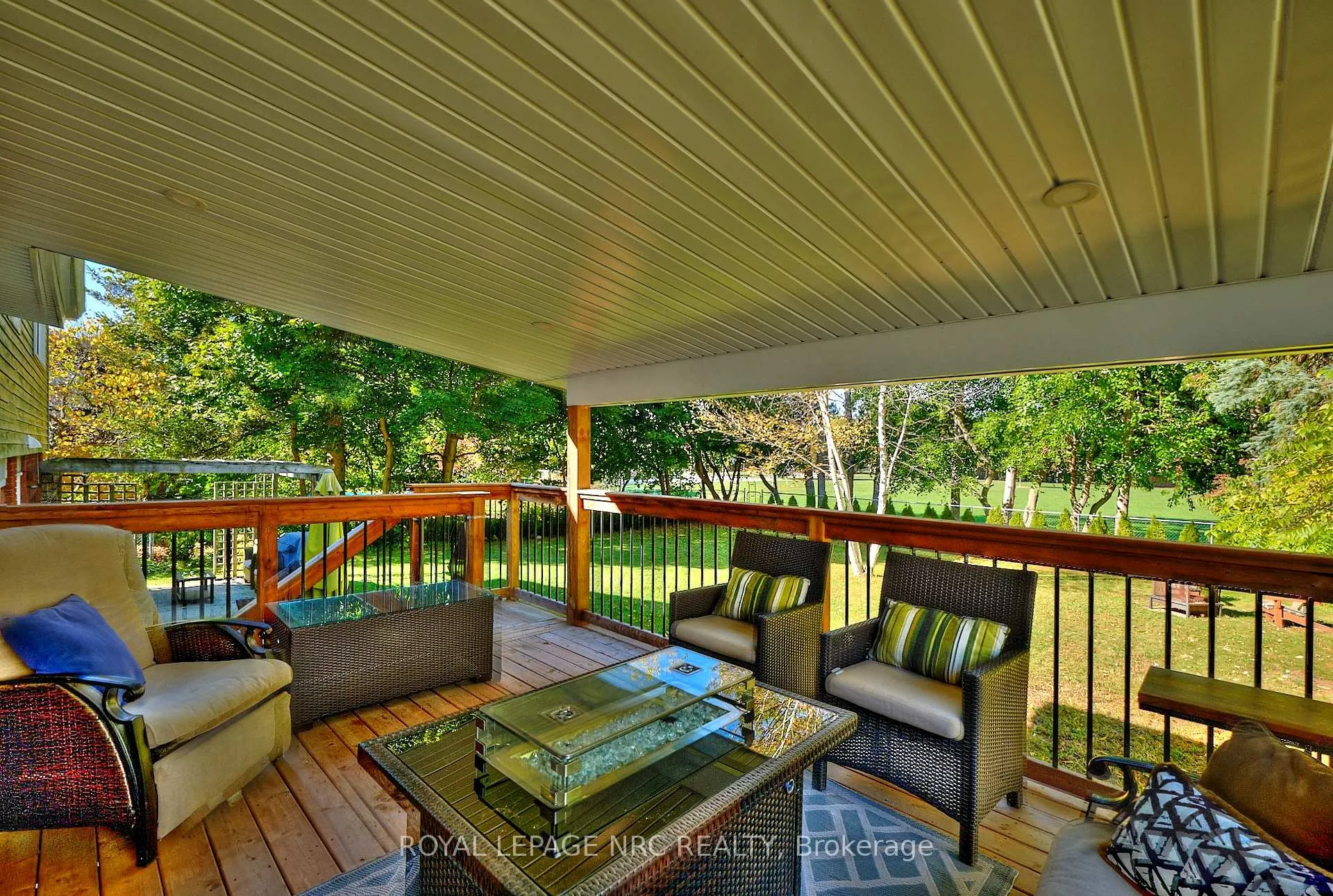 Photo 10 of 13 Damude Drive, Pelham, Fonthill — HOMEH