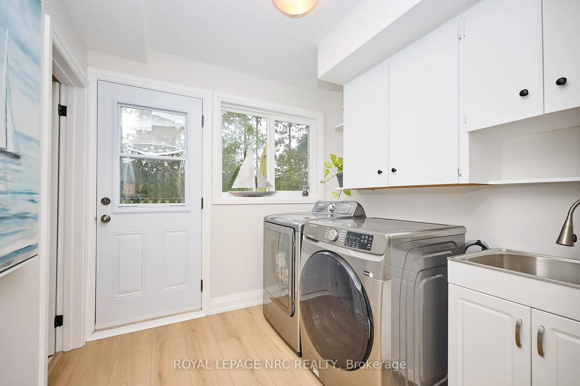 Photo 20 of 13 Damude Drive, Pelham, Fonthill — HOMEH