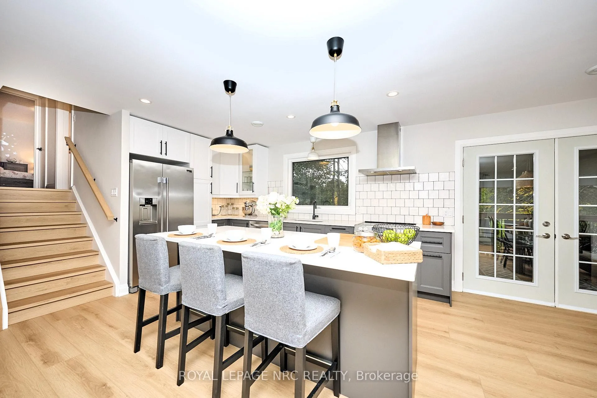 Photo 23 of 13 Damude Drive, Pelham, Fonthill — HOMEH