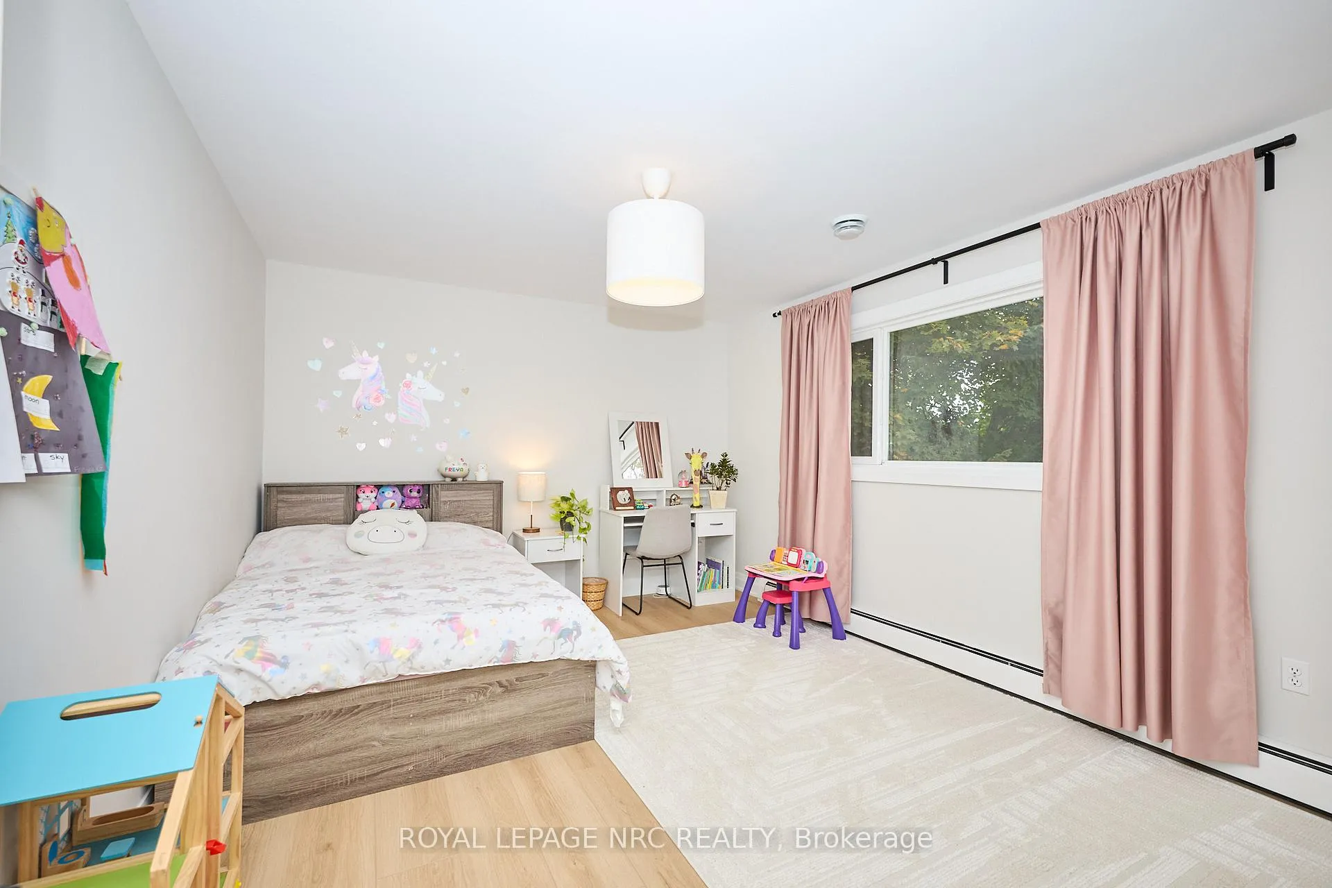 Photo 37 of 13 Damude Drive, Pelham, Fonthill — HOMEH