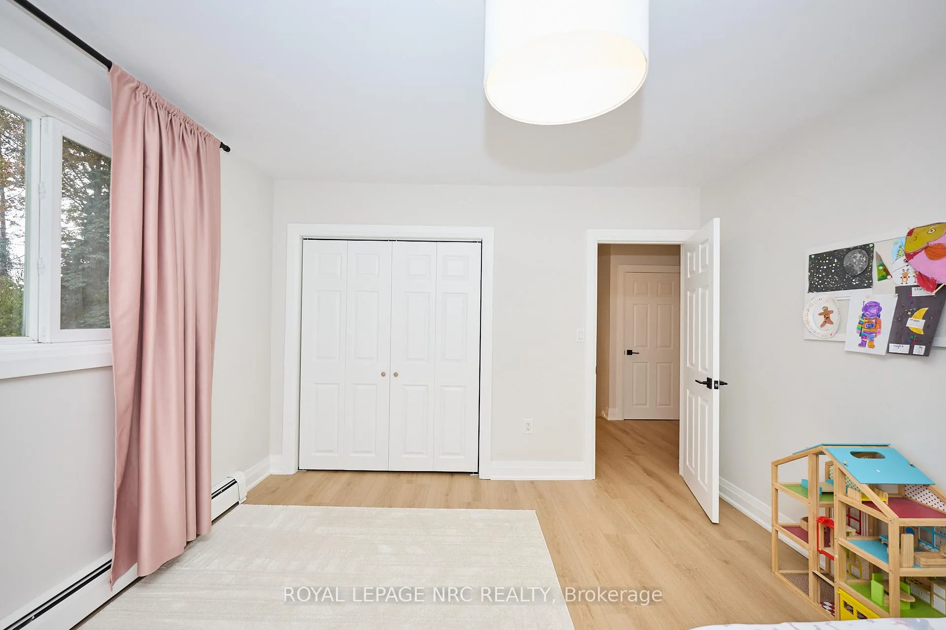 Photo 39 of 13 Damude Drive, Pelham, Fonthill — HOMEH