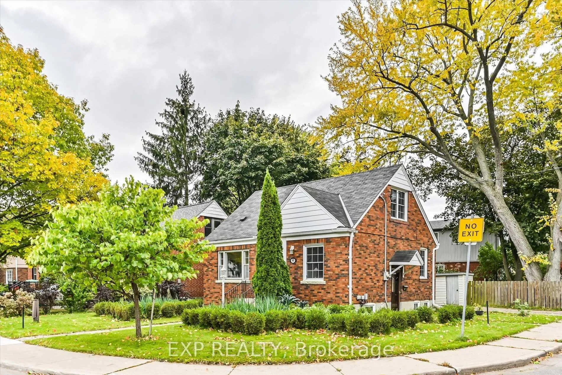 Photo 2 of 40 Plaxton(Upper Level) Drive, Toronto, O'Connor-Parkview — HOMEH