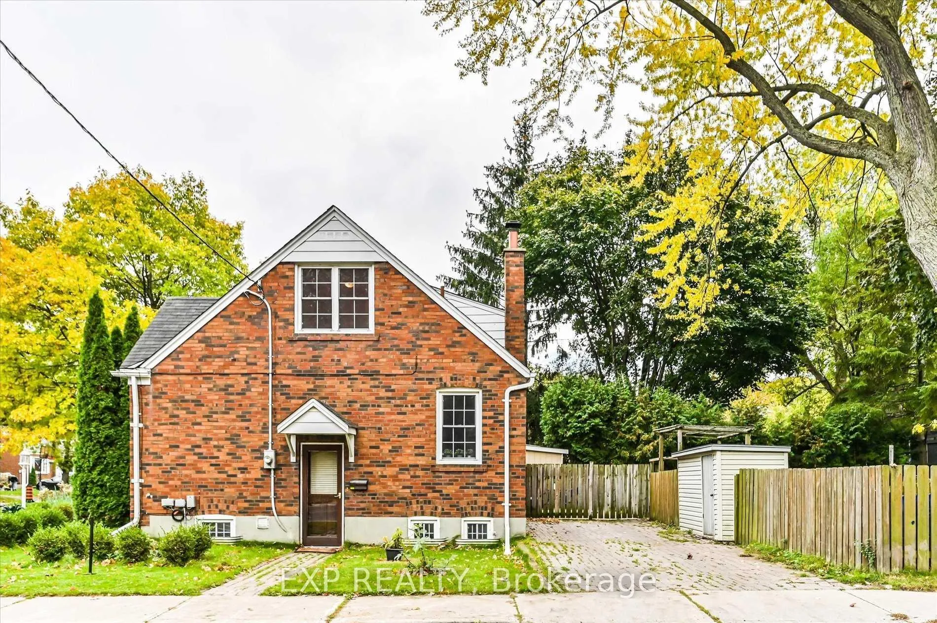 Photo 3 of 40 Plaxton(Upper Level) Drive, Toronto, O'Connor-Parkview — HOMEH