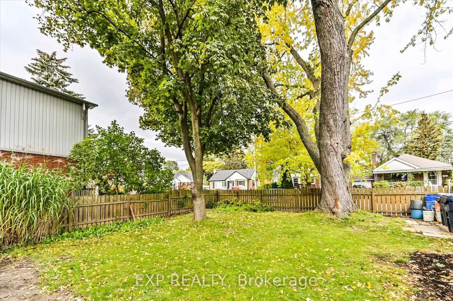 Photo 23 of 40 Plaxton(Upper Level) Drive, Toronto, O'Connor-Parkview — HOMEH