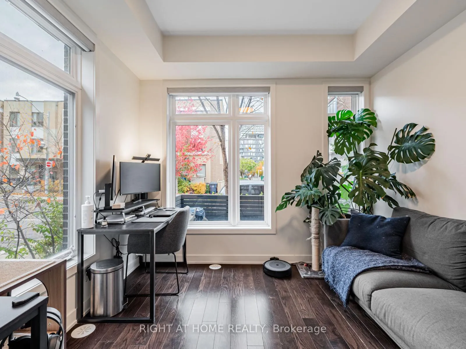 Photo 6 of 53 Sutton Avenue, Toronto, Regent Park — HOMEH