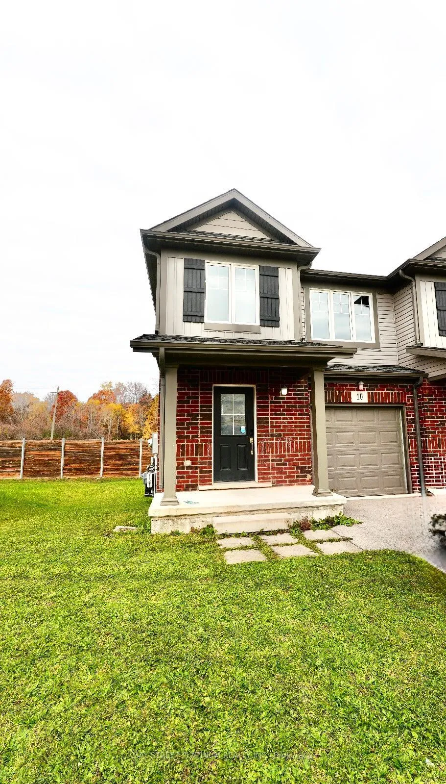 Photo 2 of 10 Haney Drive, Thorold, Hurricane/Merrittville — HOMEH