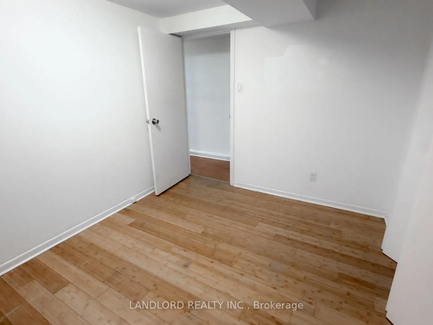 Photo 9 of Unit 5, 2469 Queen Street E, Toronto, The Beaches — HOMEH