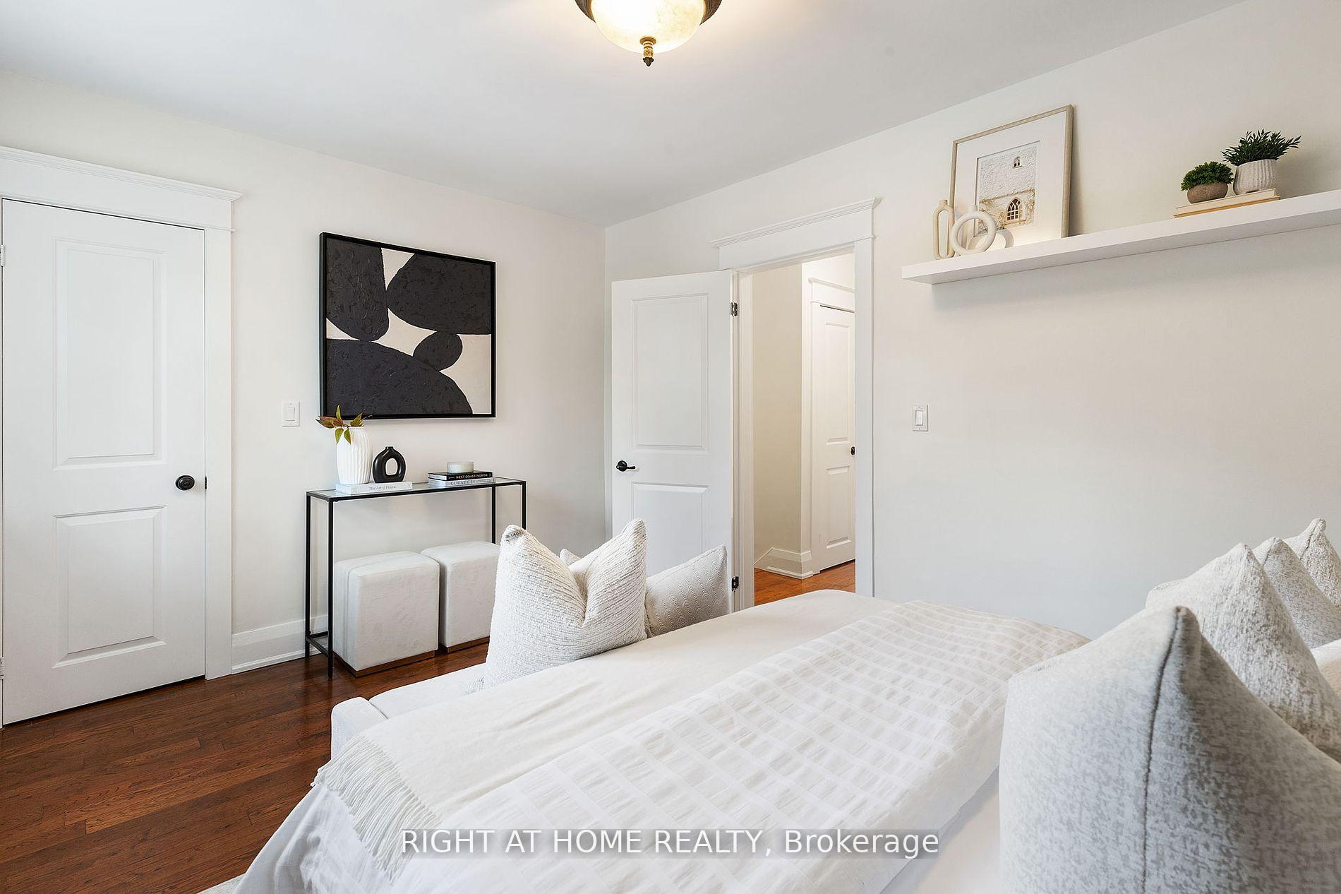 Photo 20 of 50 Iona Avenue, Toronto, East End-Danforth — HOMEH