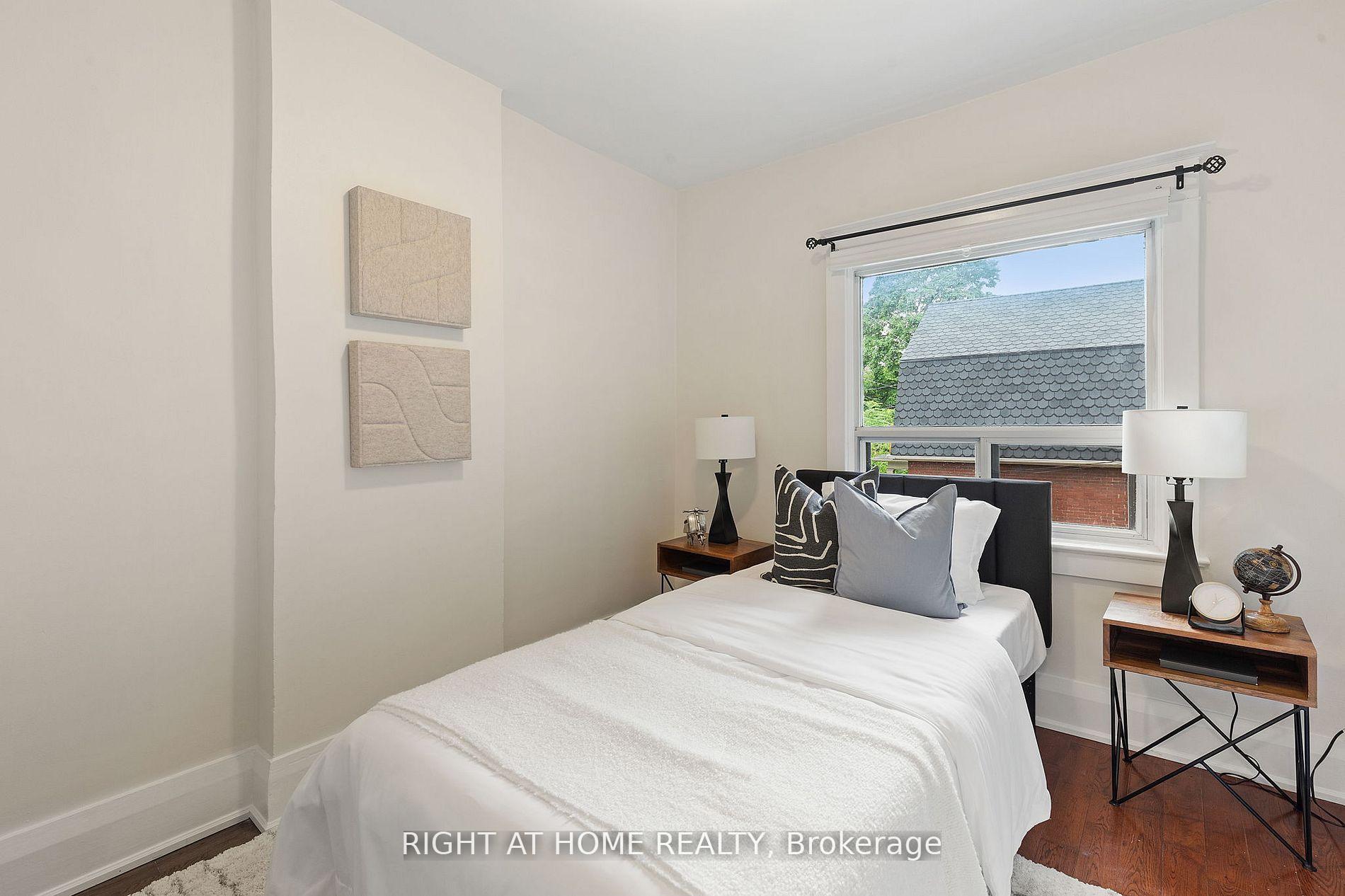 Photo 24 of 50 Iona Avenue, Toronto, East End-Danforth — HOMEH
