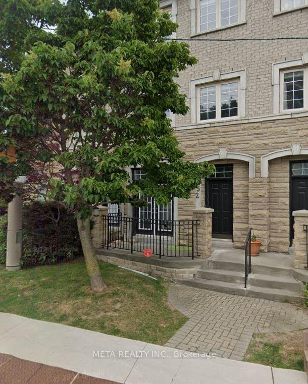 Photo 3 of 952 Millwood Road, Toronto, Leaside — HOMEH