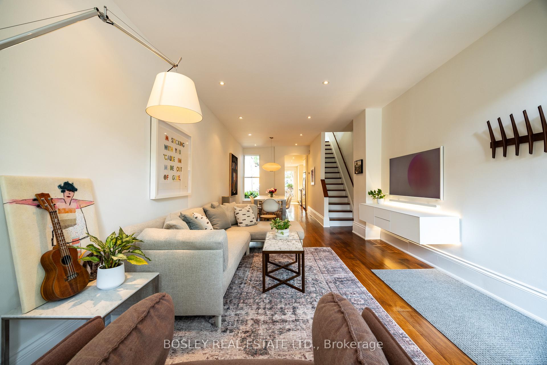 Photo 4 of 122 Spruce Street, Toronto, Cabbagetown-South St. James Town — HOMEH