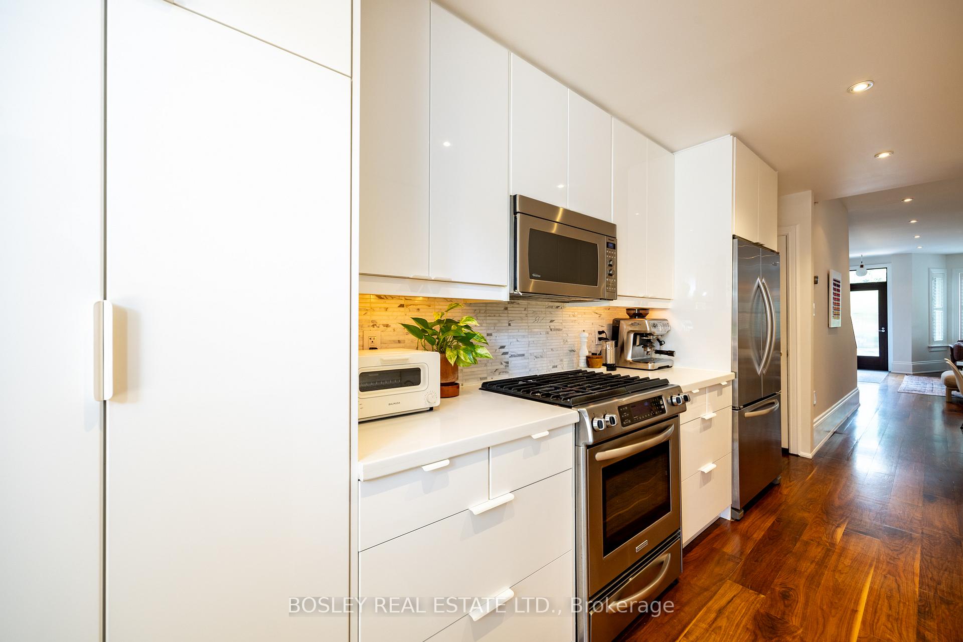 Photo 14 of 122 Spruce Street, Toronto, Cabbagetown-South St. James Town — HOMEH