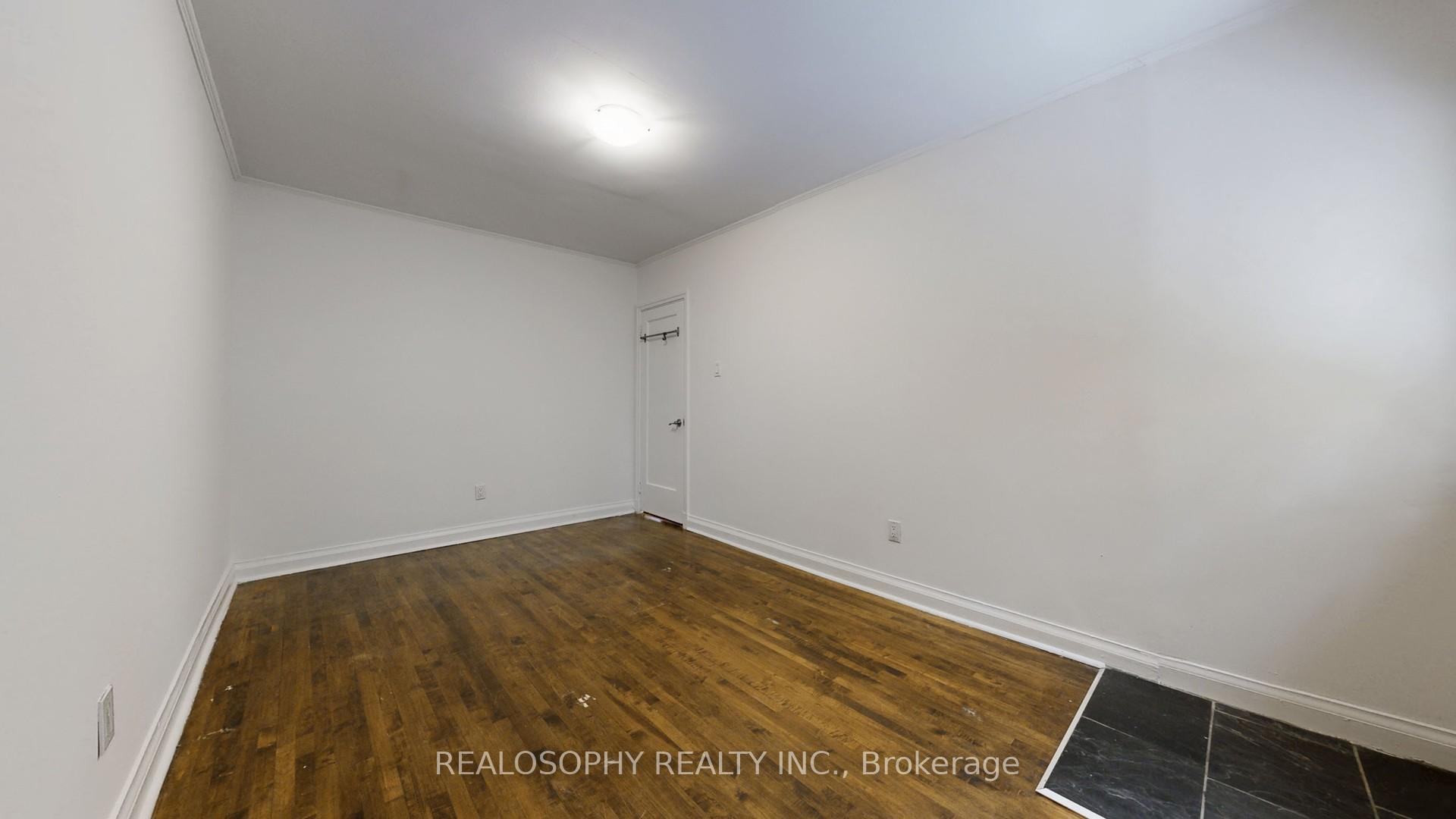 Photo 21 of Unit Upper, 827 Kingston Road, Toronto, The Beaches — HOMEH