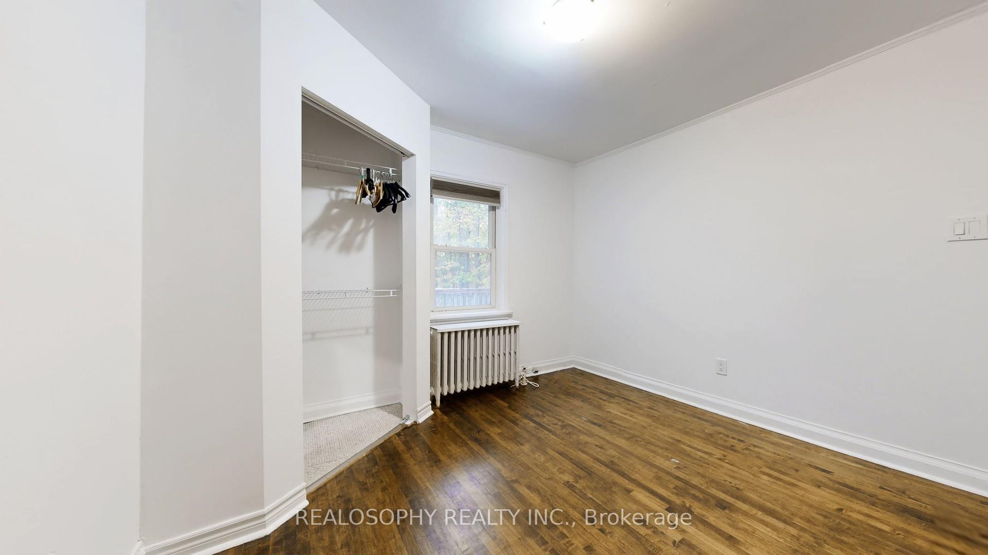 Photo 23 of Unit Upper, 827 Kingston Road, Toronto, The Beaches — HOMEH