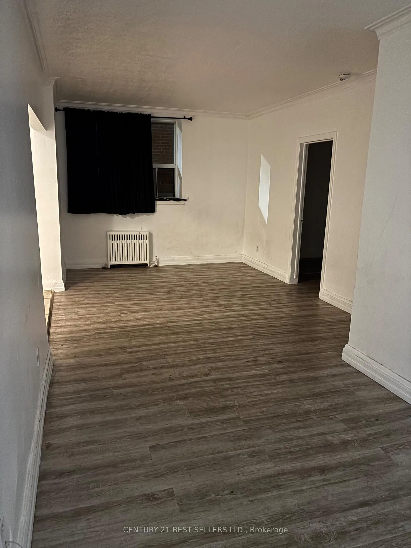Photo 5 of Unit 204, 990 O'connor Drive, Toronto, O'Connor-Parkview — HOMEH