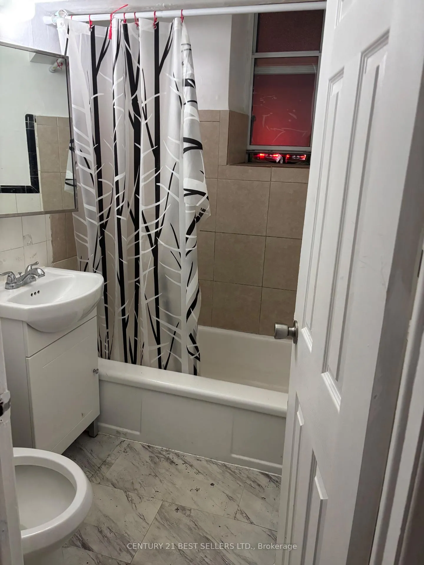 Photo 9 of Unit 204, 990 O'connor Drive, Toronto, O'Connor-Parkview — HOMEH