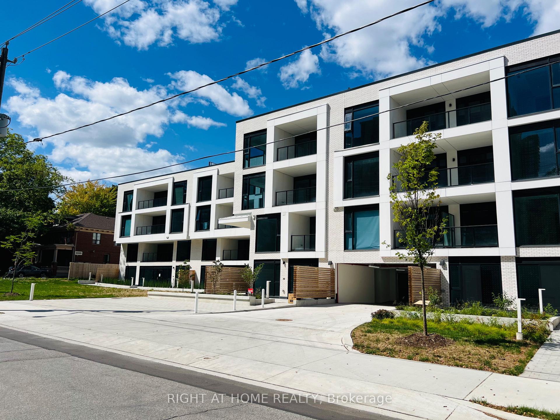 Photo 2 of Unit 101, 200 Keewatin Avenue, Toronto, Mount Pleasant East — HOMEH