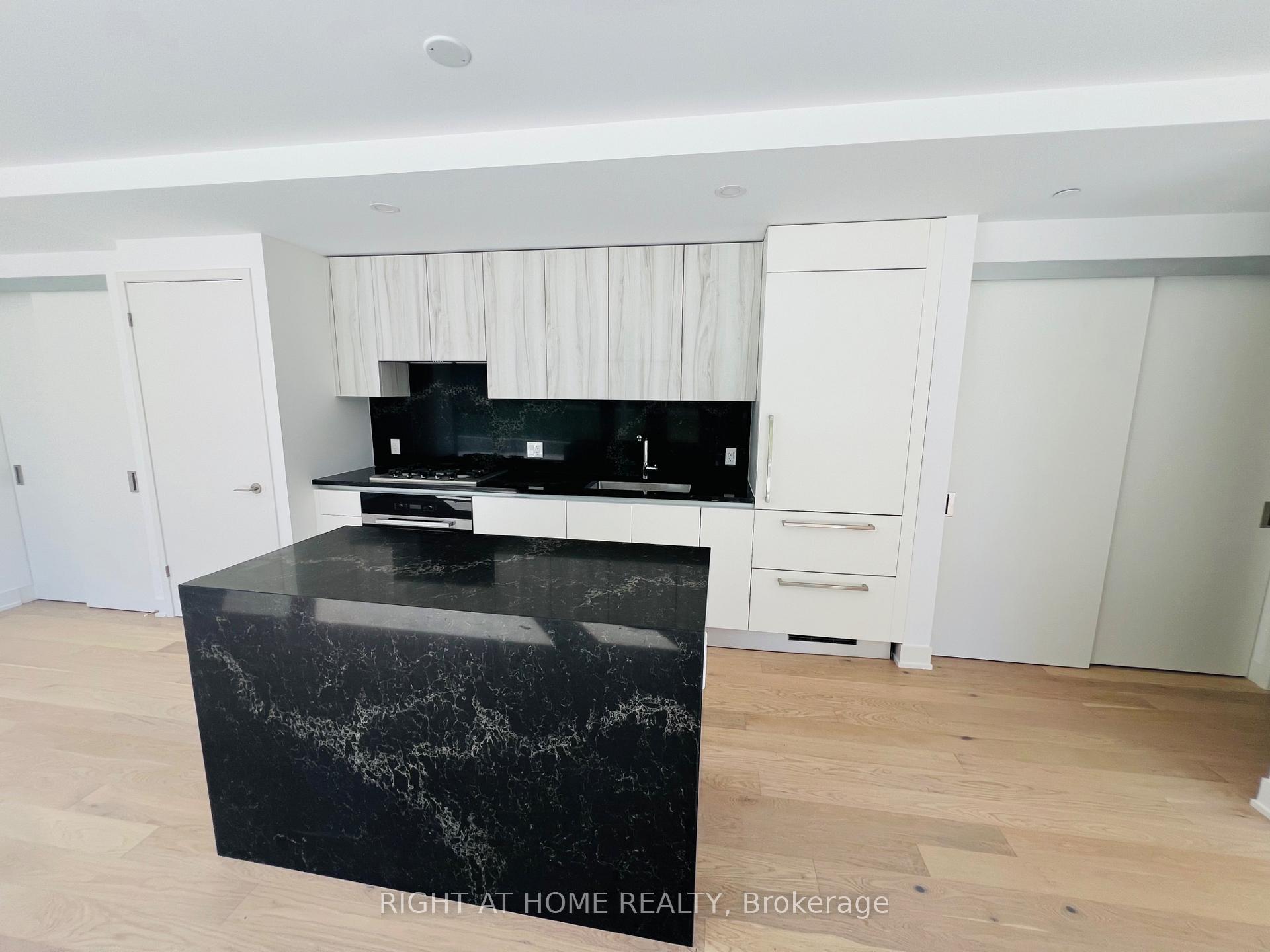 Photo 6 of Unit 101, 200 Keewatin Avenue, Toronto, Mount Pleasant East — HOMEH