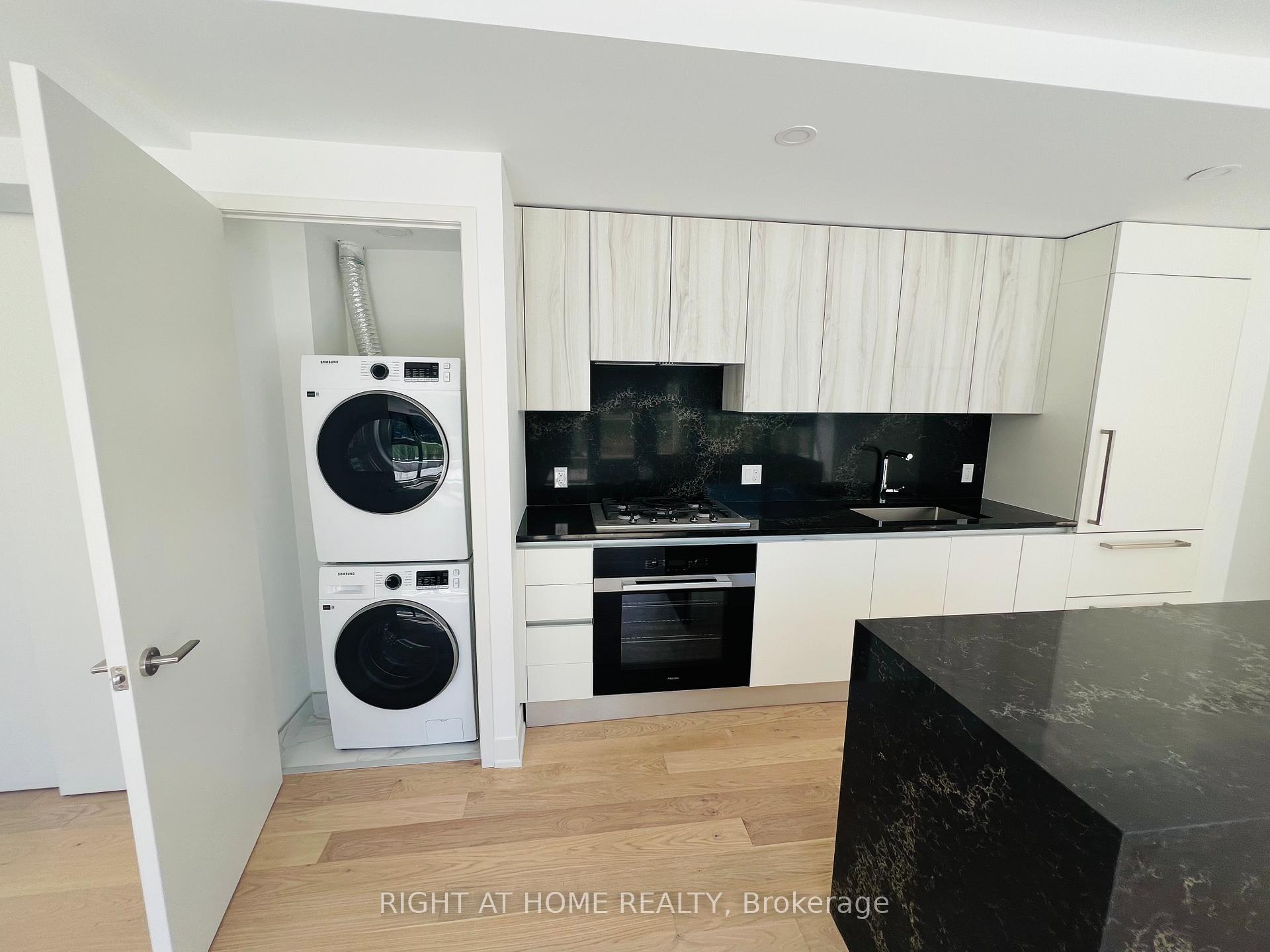 Photo 8 of Unit 101, 200 Keewatin Avenue, Toronto, Mount Pleasant East — HOMEH
