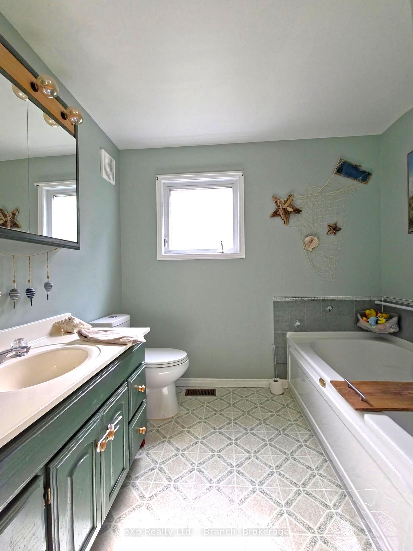 Photo 31 of 20 Munroe Crescent, Timiskaming, TIM - Outside - Rural — HOMEH
