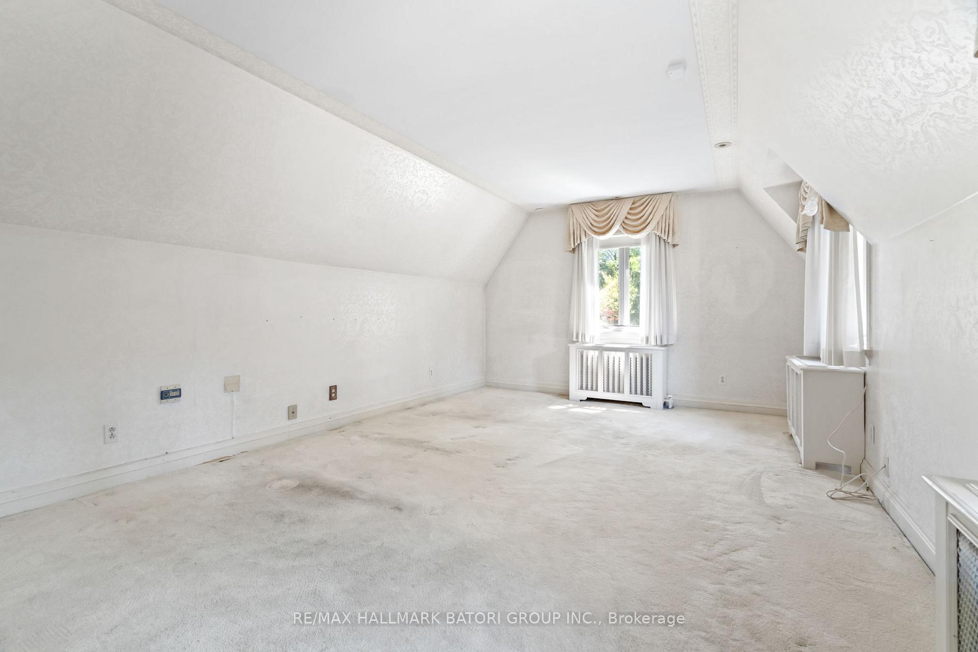 Photo 13 of 109 Park Road, Toronto, Rosedale-Moore Park — HOMEH