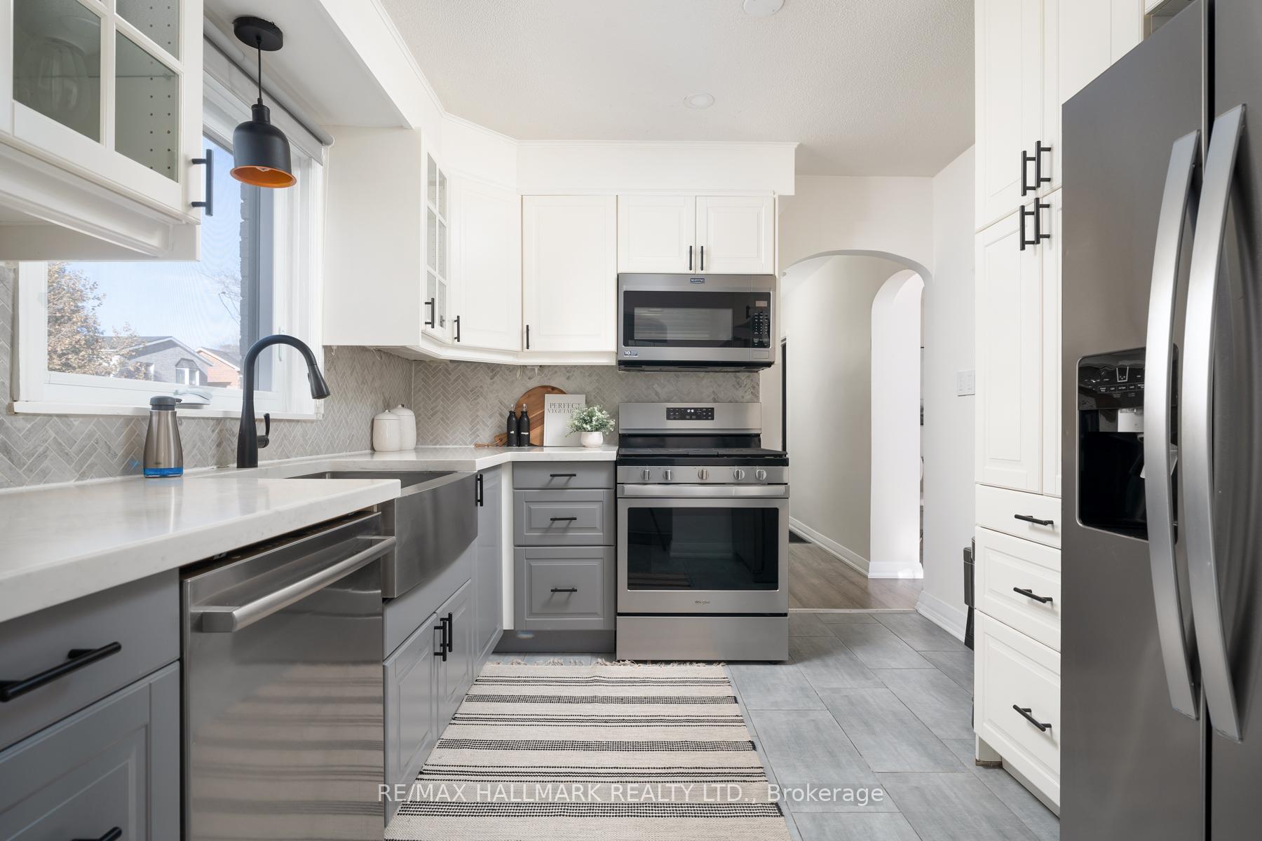 Photo 13 of 446 Mortimer Avenue, Toronto, Danforth Village-East York — HOMEH